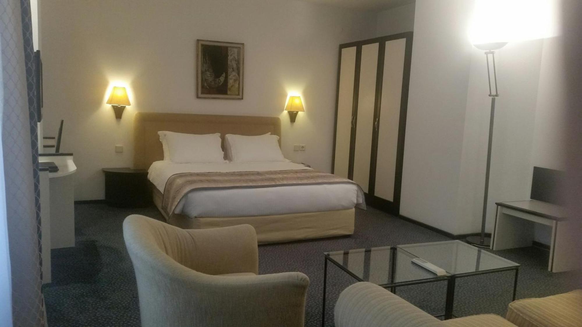King Hotel Guvenlik Ancara Exterior foto